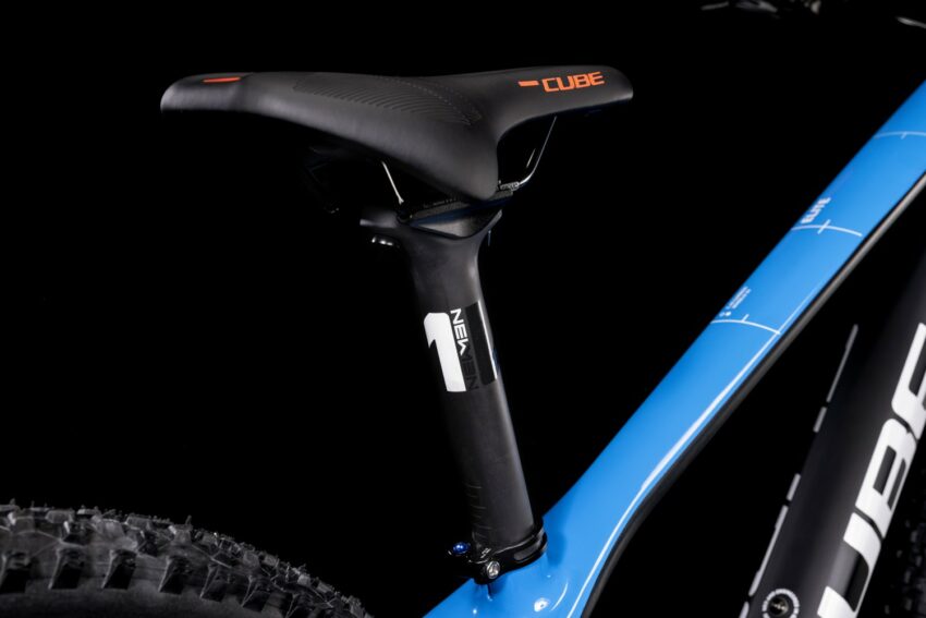 Cube Elite 240 C:62 SL carbon´n´blue´n´red (Bike Modell 2022) bei tyl4sports.at