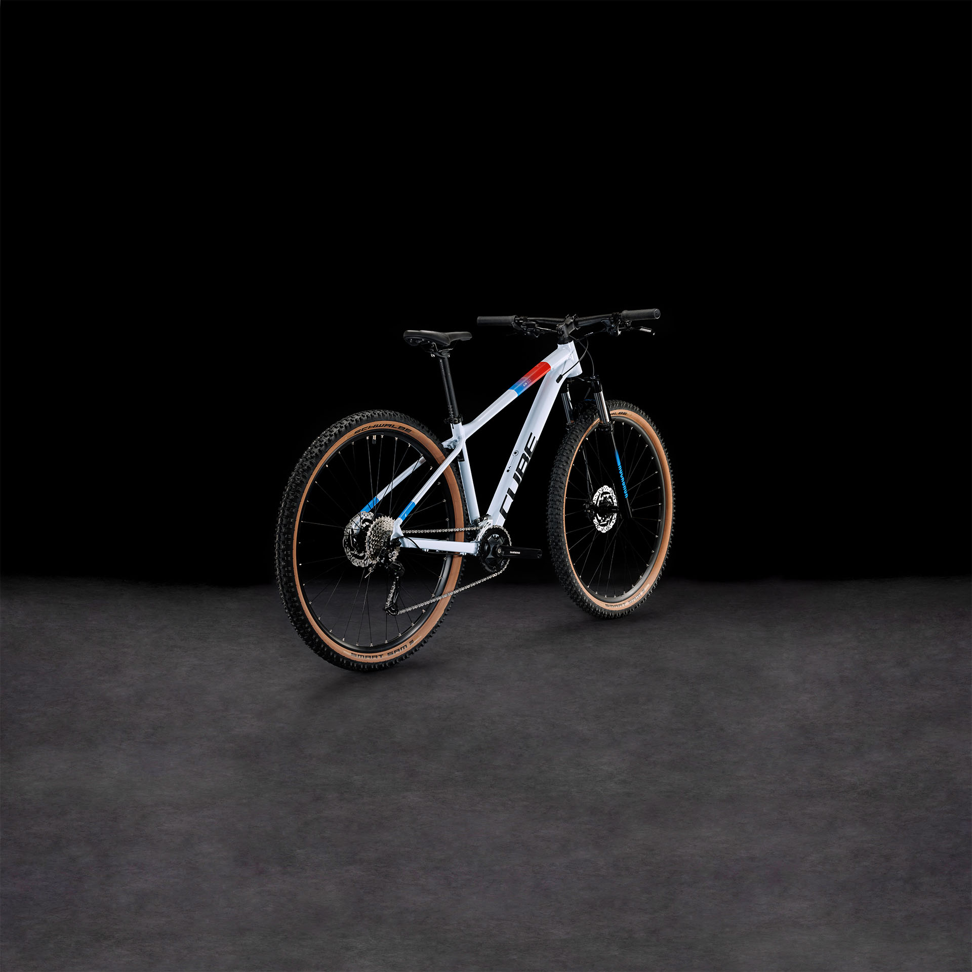 Cube Aim SLX white´n´blue´n´red (Bike Modell 2023) bei tyl4sports.at